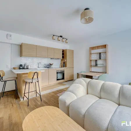 Spacious And Bright T2 Near The Seine & Metro 14 Apartmán *